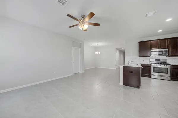$2,495 | 2130 Mirror Ridge Court, Texas City, TX 77568