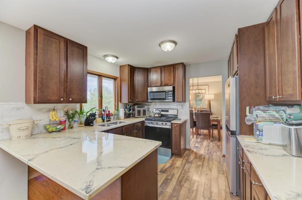 202 North Bridge Road DeKalb, IL 60115 - Photo 13 of 32