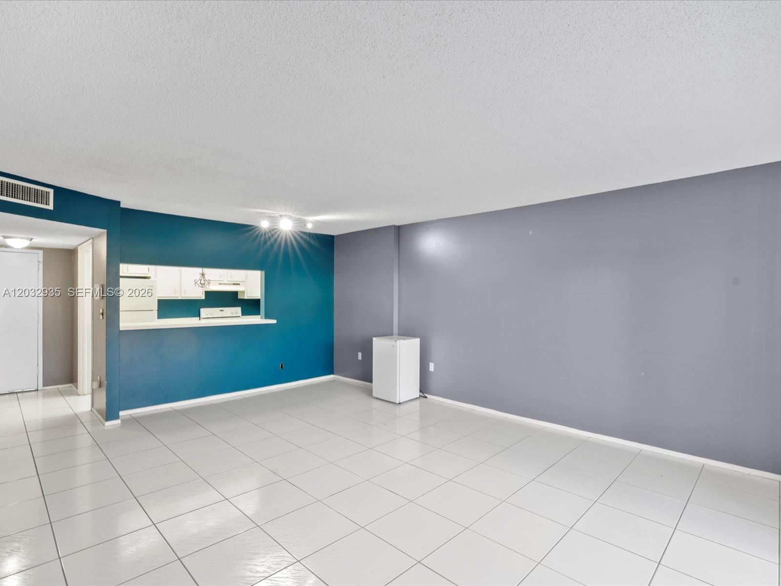4172 Inverrary Drive, Unit 306 Lauderhill, FL 33319 - Photo 4 of 17
