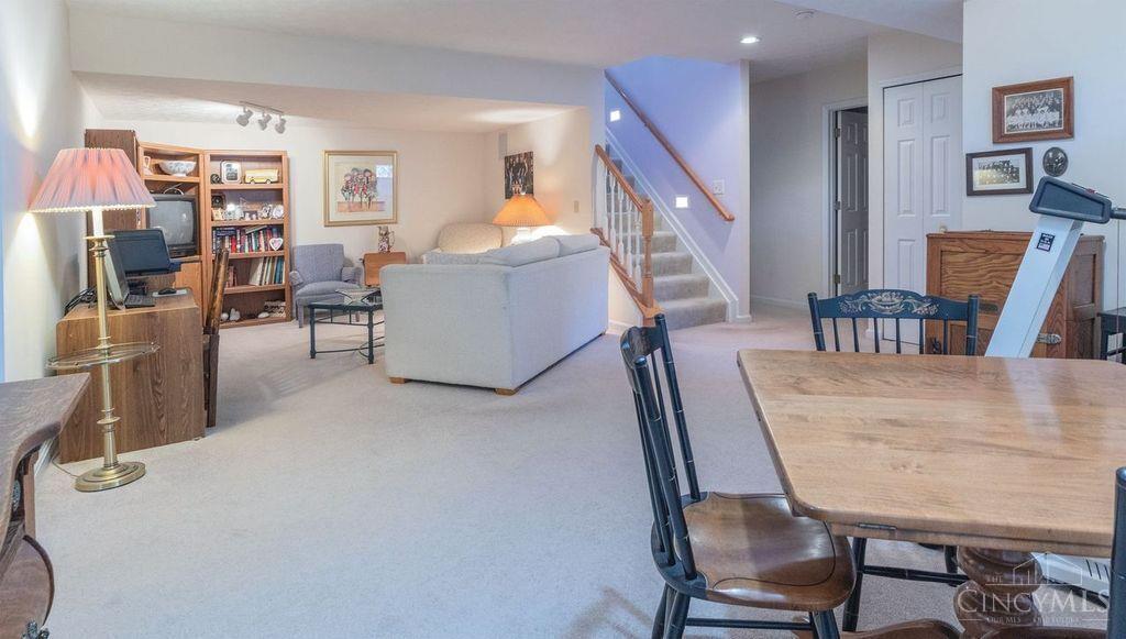 9848 Hunters Ridge Cincinnati, OH 45249 - Photo 25 of 35 Gallery Image 25