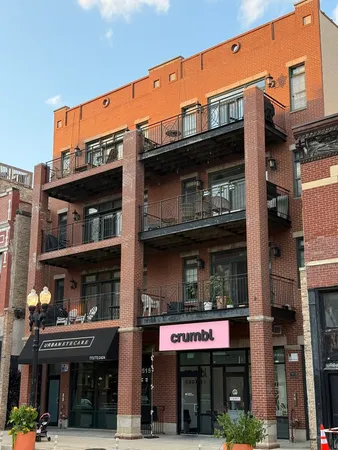 $4,000 | 1513 North Milwaukee Avenue, Unit 2, Chicago, IL 60622