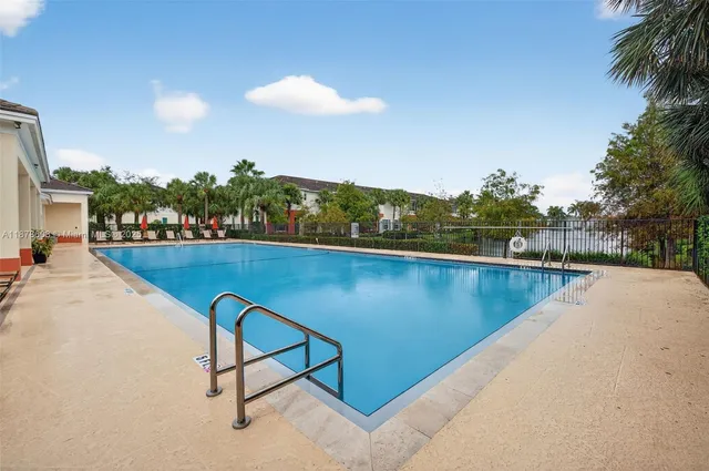 $519,000 | 704 Southwest 1st Avenue, Pompano Beach, FL 33060