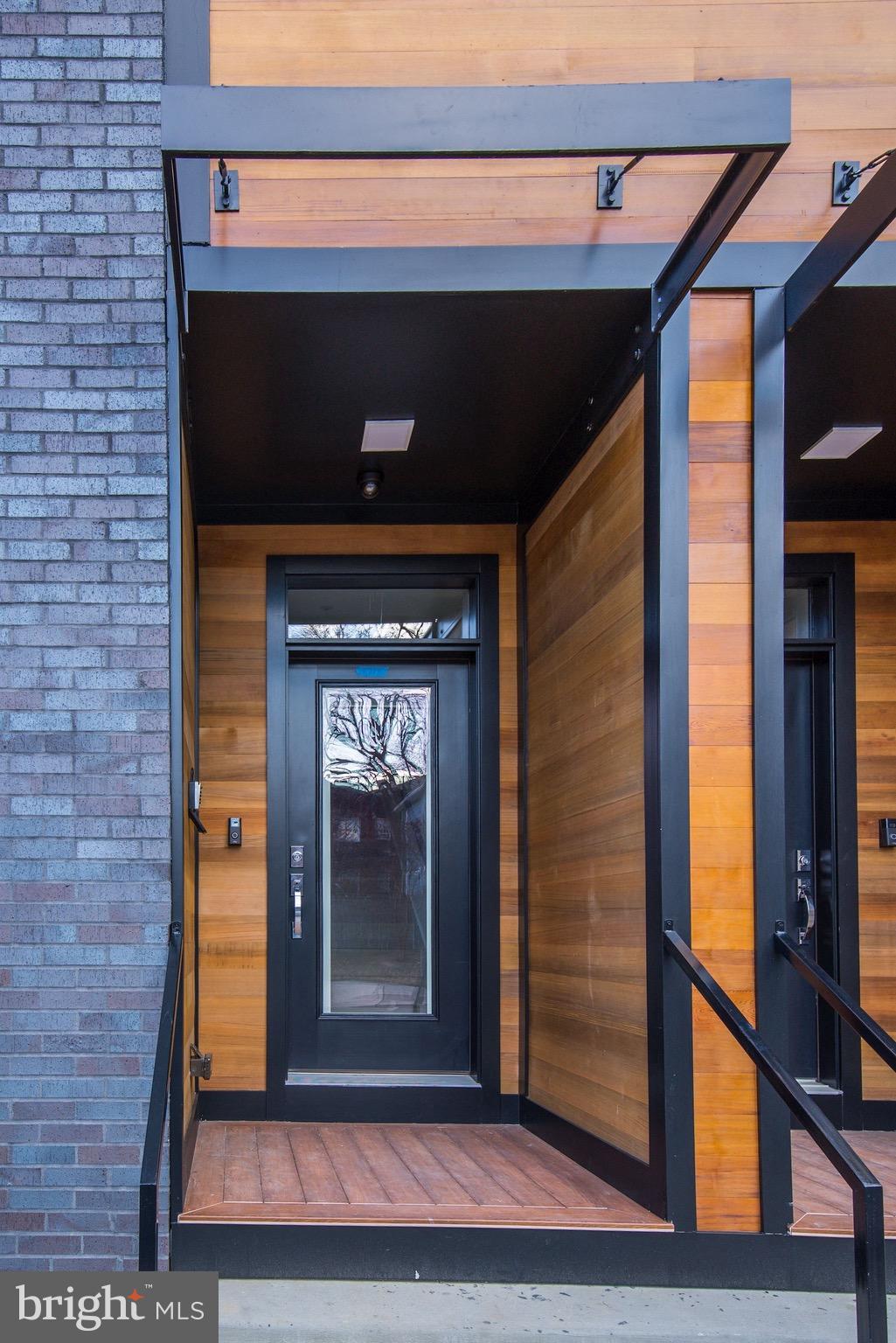 1869 Corcoran Street Northeast, Unit B Washington, DC 20002 - Photo 3 of 30 a view of entrance