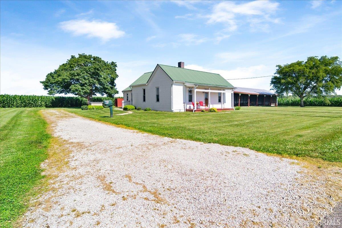 4833 Shiloh Church Road Patoka, IN 47666 - Photo 9 of 39