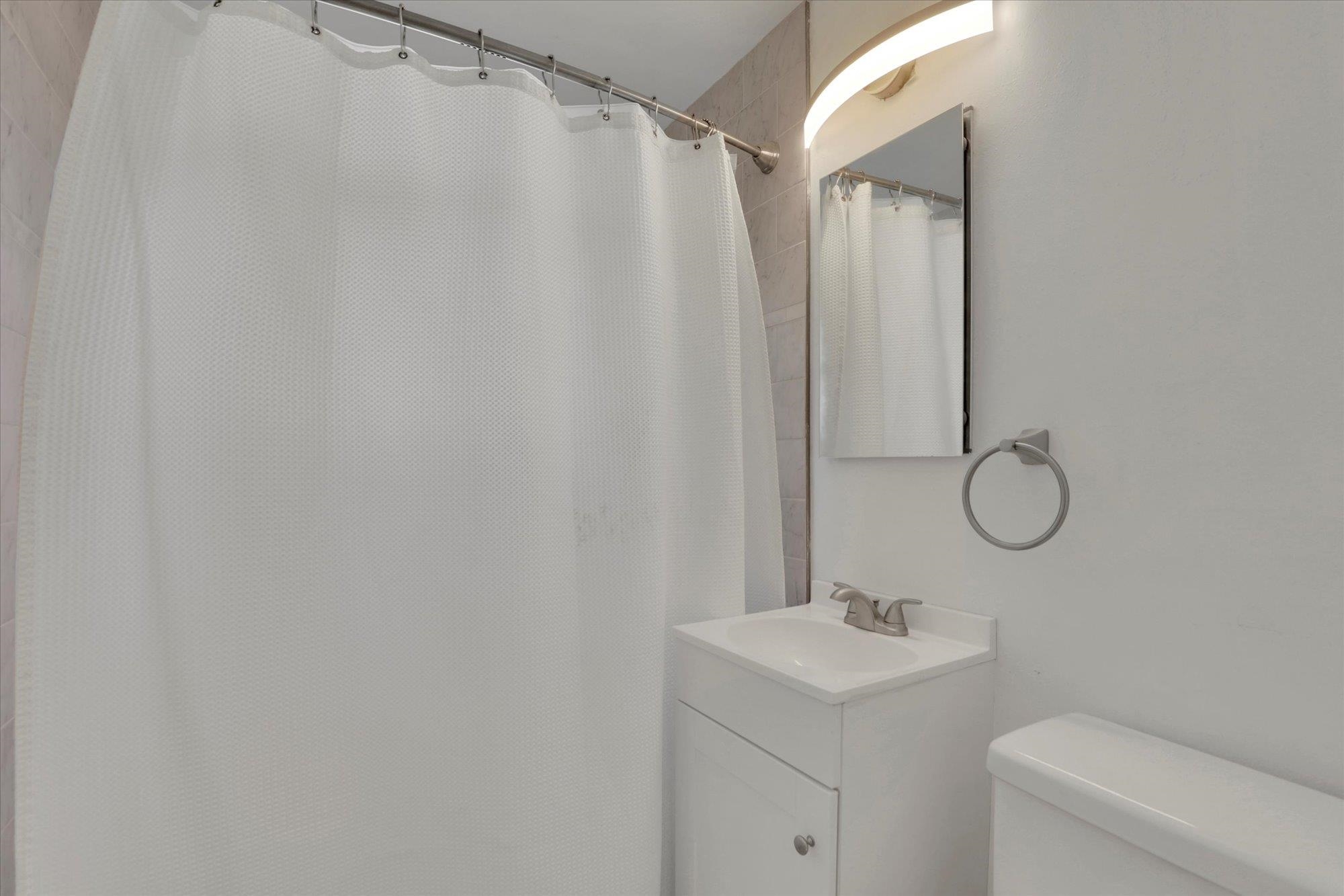 5915 North Cochran Street Spokane, WA 99205 - Photo 11 of 47