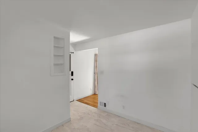 $329,990 | 5915 North Cochran Street, Spokane, WA 99205