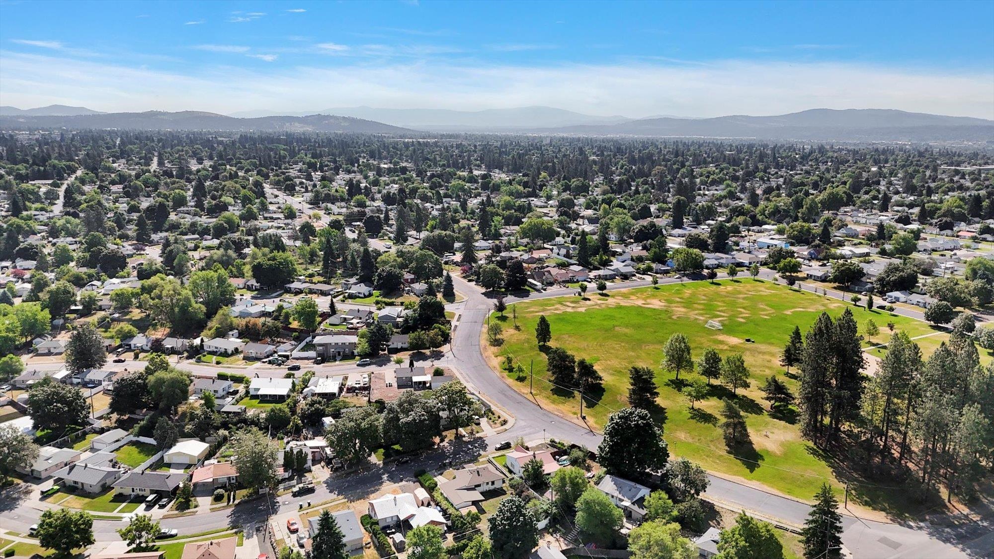 5915 North Cochran Street Spokane, WA 99205 - Photo 39 of 47