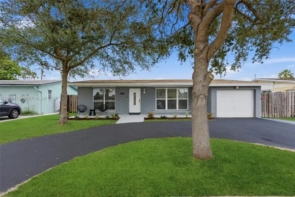 $640,000 | 9771 Northwest 24th Place, Sunrise, FL 33322