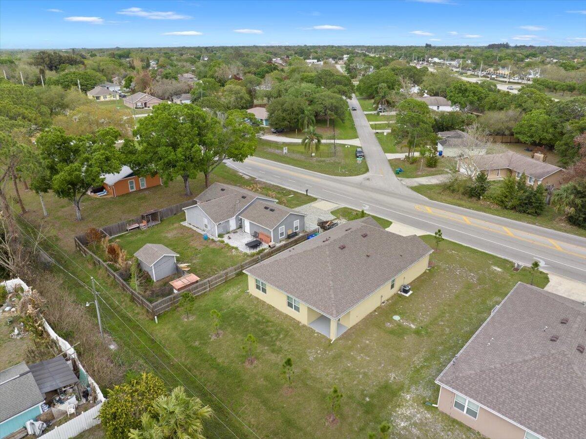 1072 Roseland Road Sebastian, FL 32958 - Photo 43 of 47 an aerial view of a house with a garden