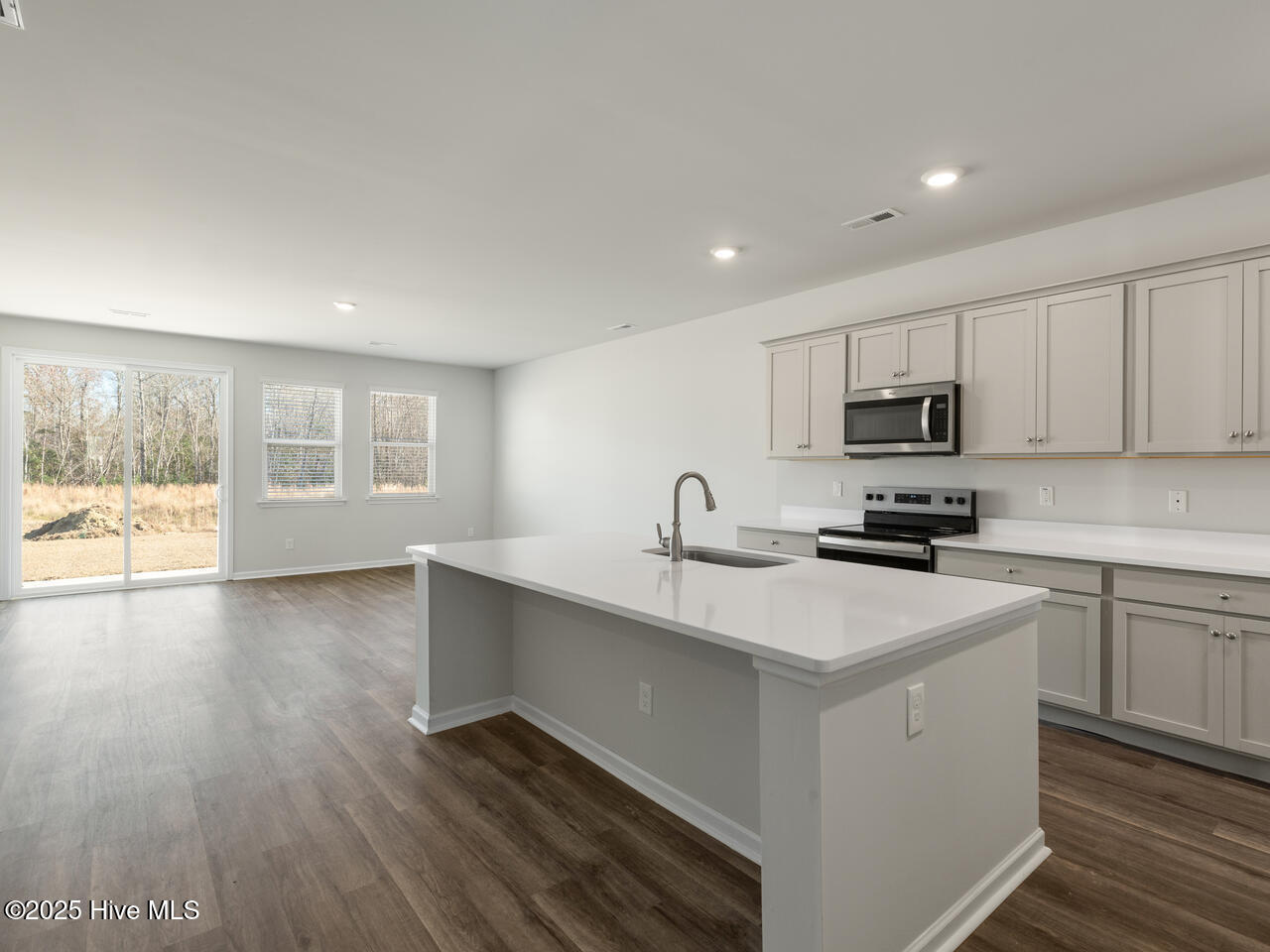 422 Matthews Farm Road, Unit LOT 181 Hubert, NC 28539 - Photo 10 of 45