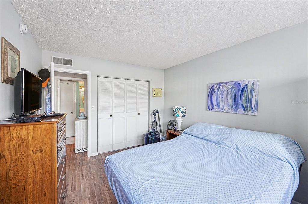 940 Virginia Street, Unit 105 Dunedin, FL 34698 - Photo 8 of 14