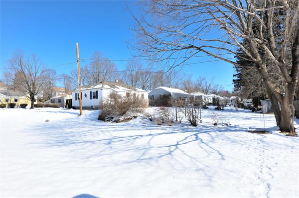 11 Knowles Road Worcester, MA 01602 - Photo 19 of 19 Gallery Image 19