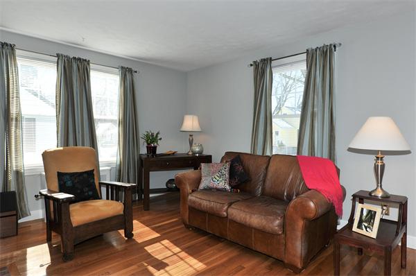 11 Knowles Road Worcester, MA 01602 - Photo 8 of 19 Gallery Image 8