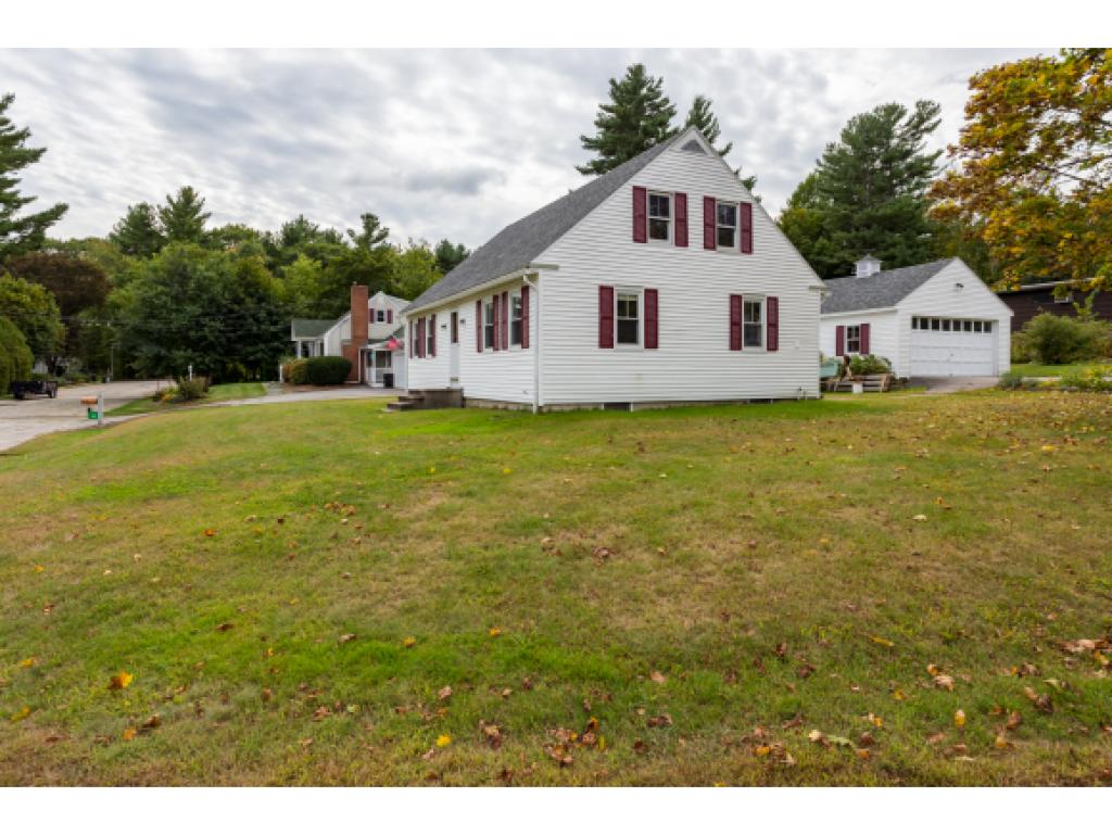 5 Roberts Road Dover, NH 03820 - Photo 1 of 28