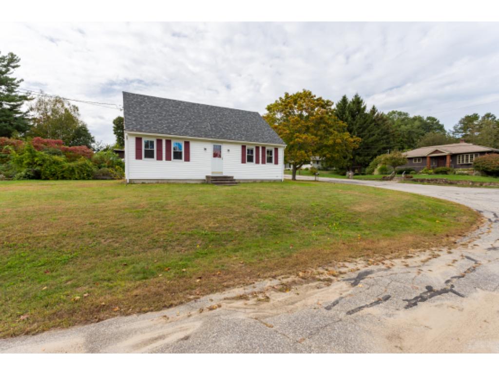 5 Roberts Road Dover, NH 03820 - Photo 3 of 28