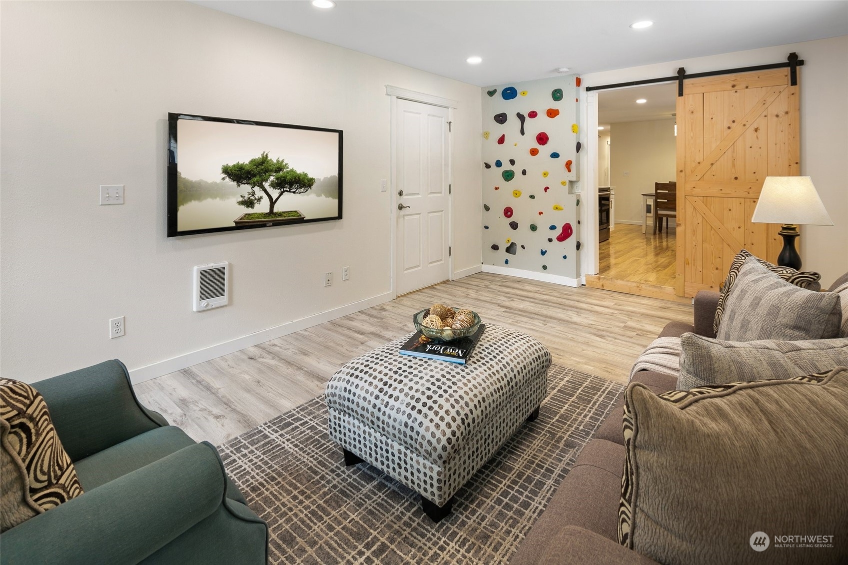 304 Lakeview Road Lynnwood, WA 98087 - Photo 17 of 33 Gallery Image 17