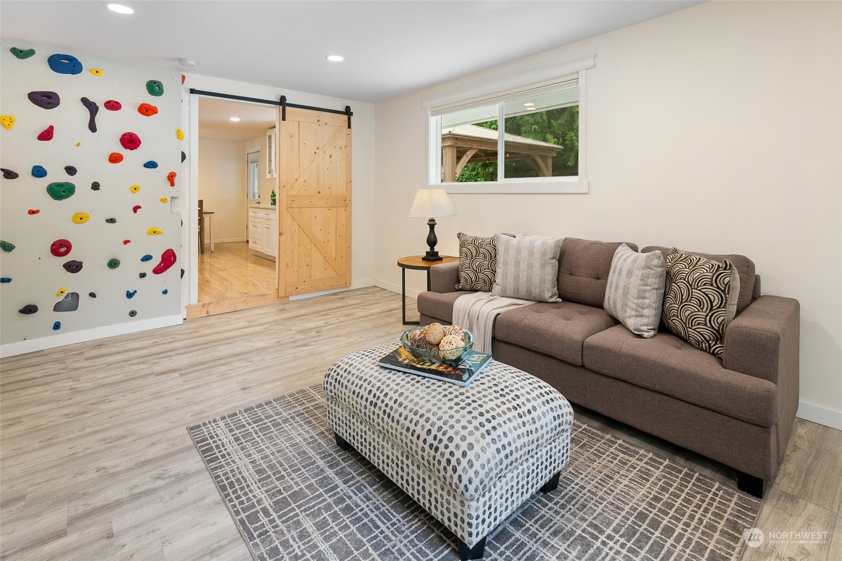 304 Lakeview Road Lynnwood, WA 98087 - Photo 20 of 33 Gallery Image 20