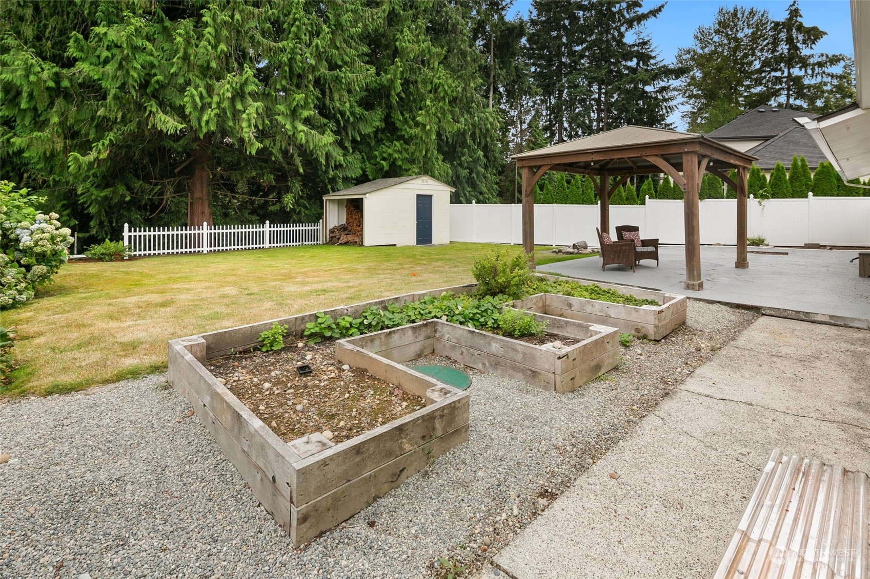 304 Lakeview Road Lynnwood, WA 98087 - Photo 26 of 33 Gallery Image 26
