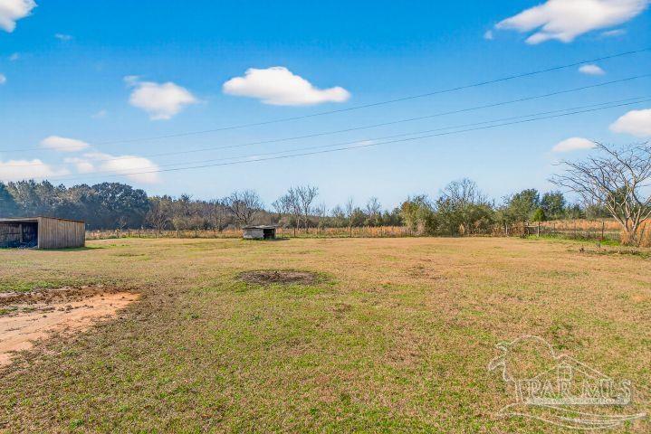 8940 Indian Ford Road Milton, FL 32570 - Photo 6 of 54 a view of an ocean and beach