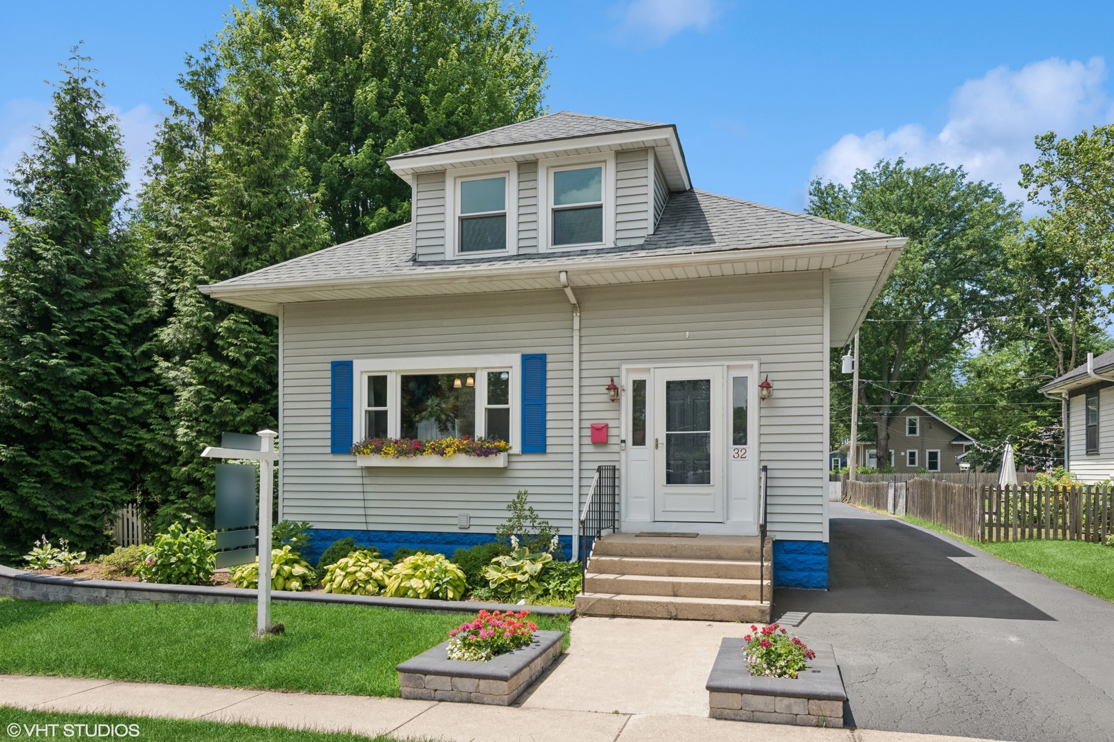 32 Anderson Boulevard Geneva, IL 60134 - Photo 1 of 30