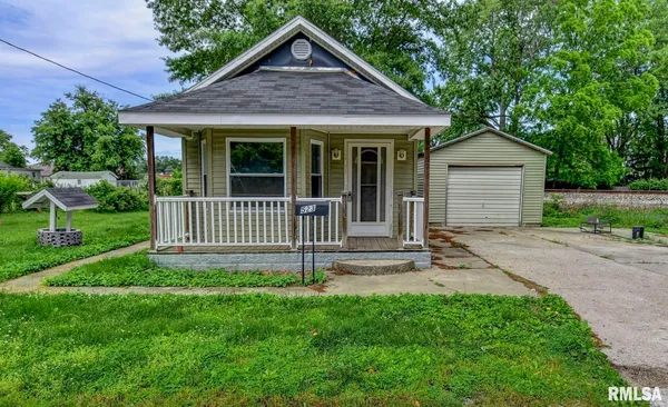 $64,900 | 523 South Walnut Street, Taylorville, IL 62568