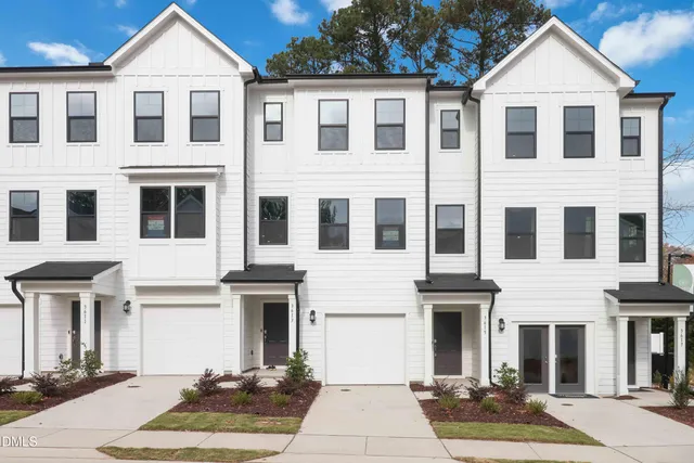 $1,890 | 3615 Elm Grv Lane, Raleigh, NC 27604