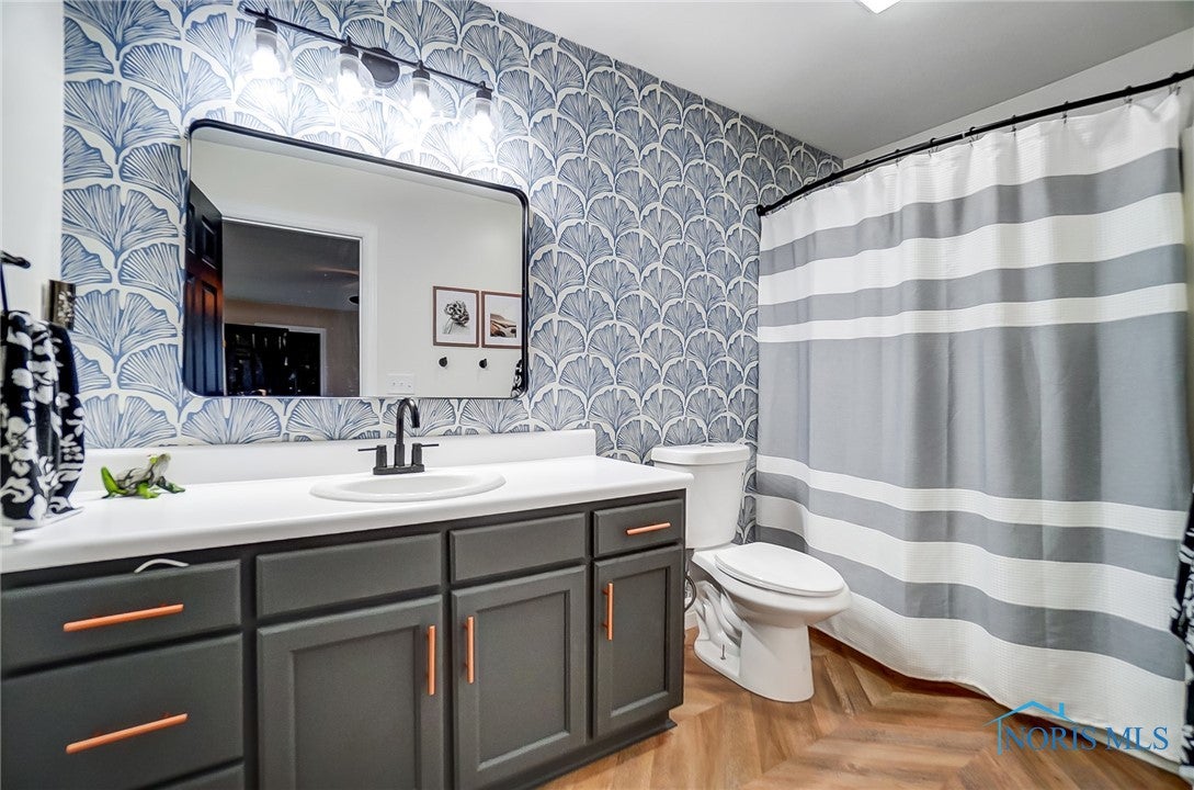 300 Rudolph Road North Baltimore, OH 45872 - Photo 19 of 49 Master bath