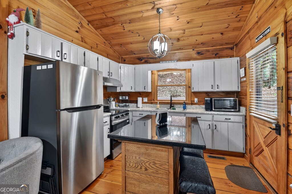 488 Joann Sisson Road Blue Ridge, GA 30513 - Photo 20 of 39