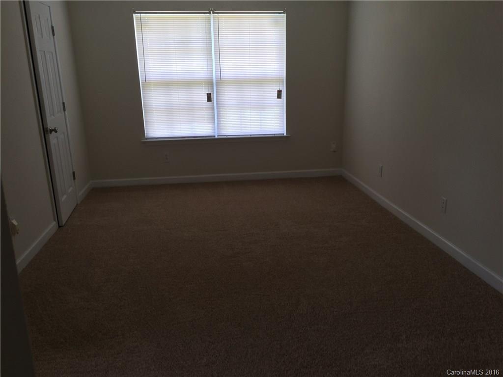 1110 Helms Road Charlotte, NC 28214 - Photo 6 of 9