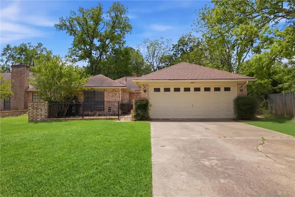 $330,000 | 2012 Red River Drive, Bryan, TX 77802