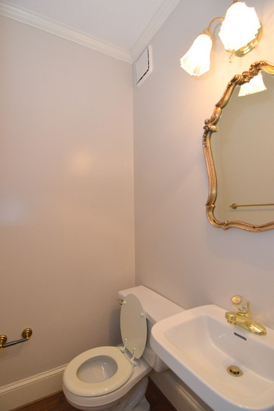 3709 El Cordero Ranch Springs Road Martinez, GA 30907 - Photo 39 of 50 Half Bath/Power Room (downstairs)