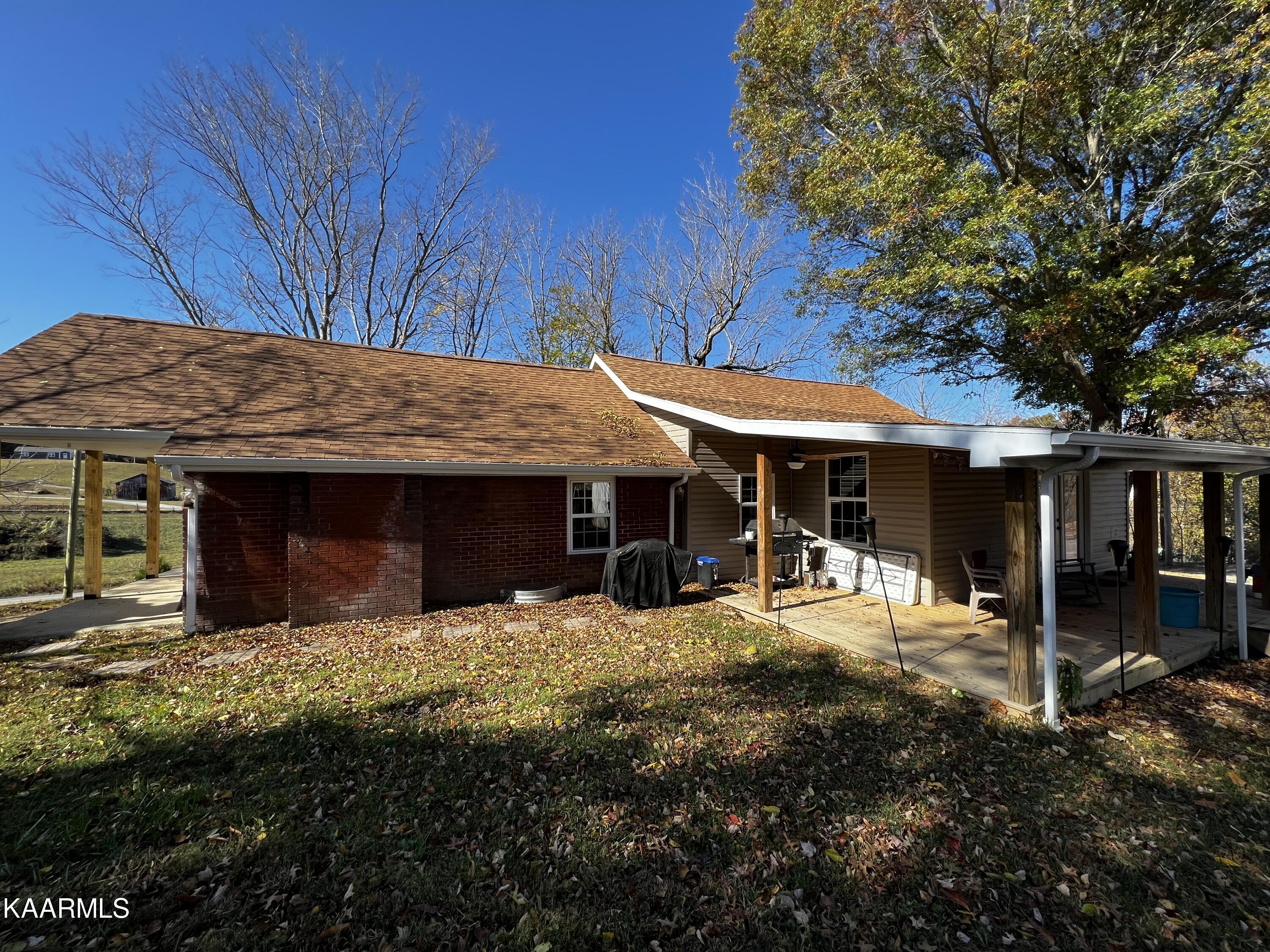 4893 Rough Creek Road London, KY 40744 - Photo 4 of 43 8A82A548-5B85-4683-85BB-F5D1B0EAC153