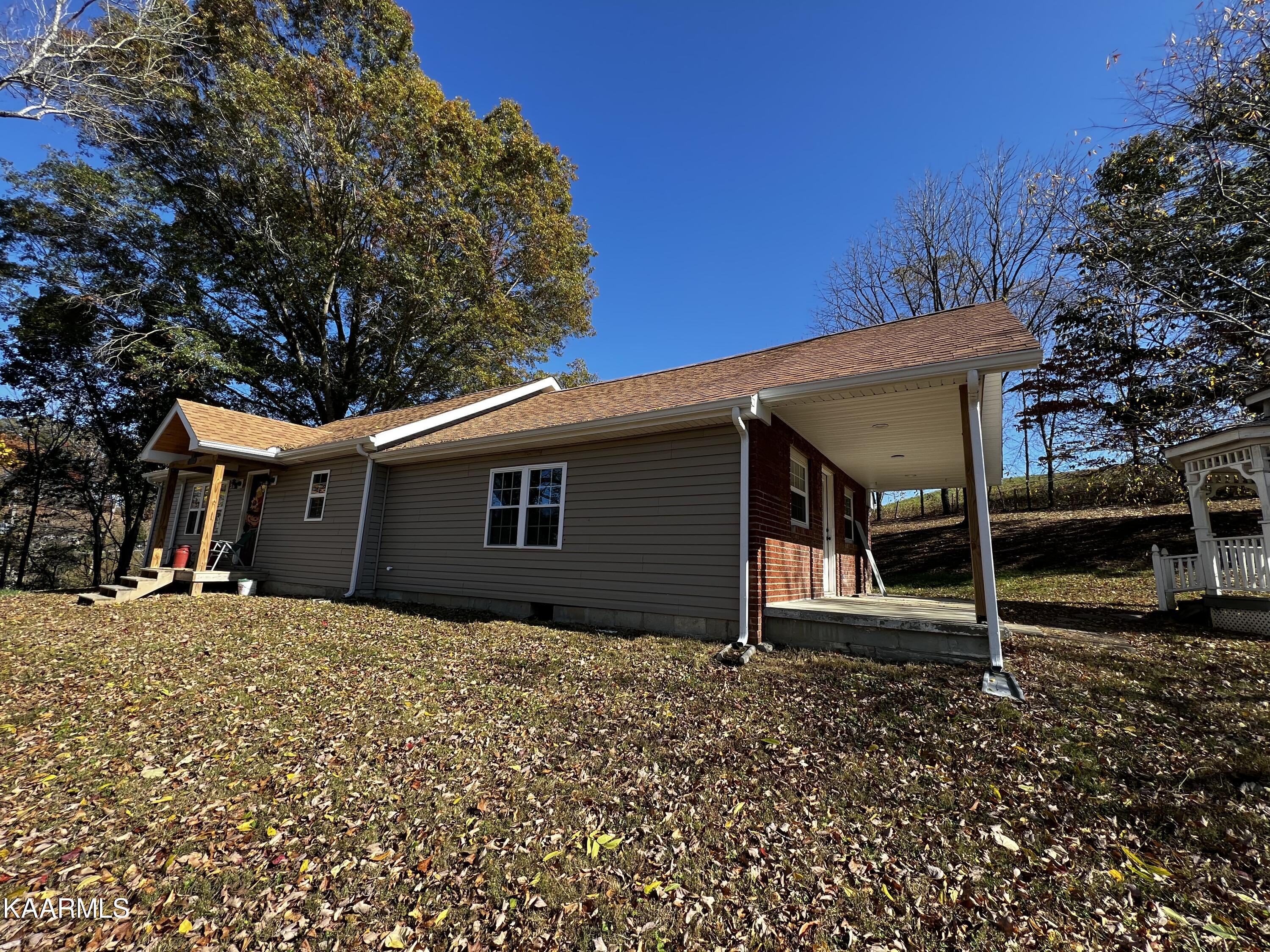 4893 Rough Creek Road London, KY 40744 - Photo 5 of 43 E0E494B0-820B-4288-9A53-F334F507DF26