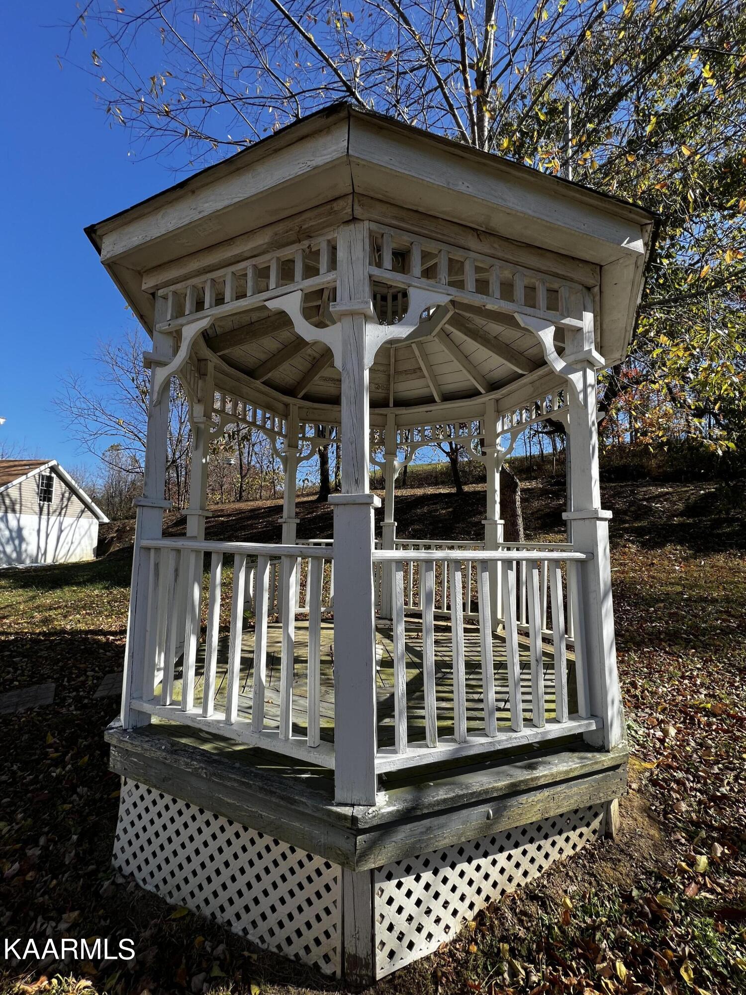 4893 Rough Creek Road London, KY 40744 - Photo 10 of 43 FA58FA36-63D7-46C6-B6FB-94A95A3EA426