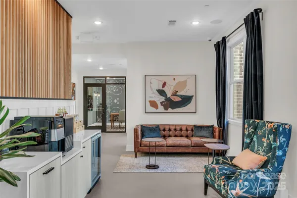 $1,519 | 9821 Research Drive, Unit LOUIS A6, Charlotte, NC 28262