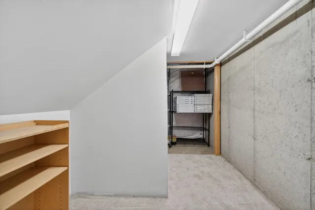 $450,000 | 334 Buckingham Court, Lombard, IL 60148