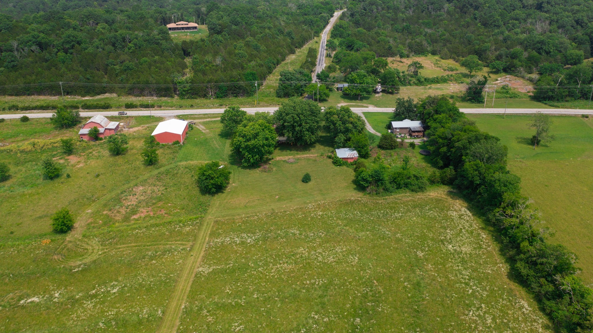 3460 Bradyville Road Readyville, TN 37149 - Photo 23 of 42 a view of a garden