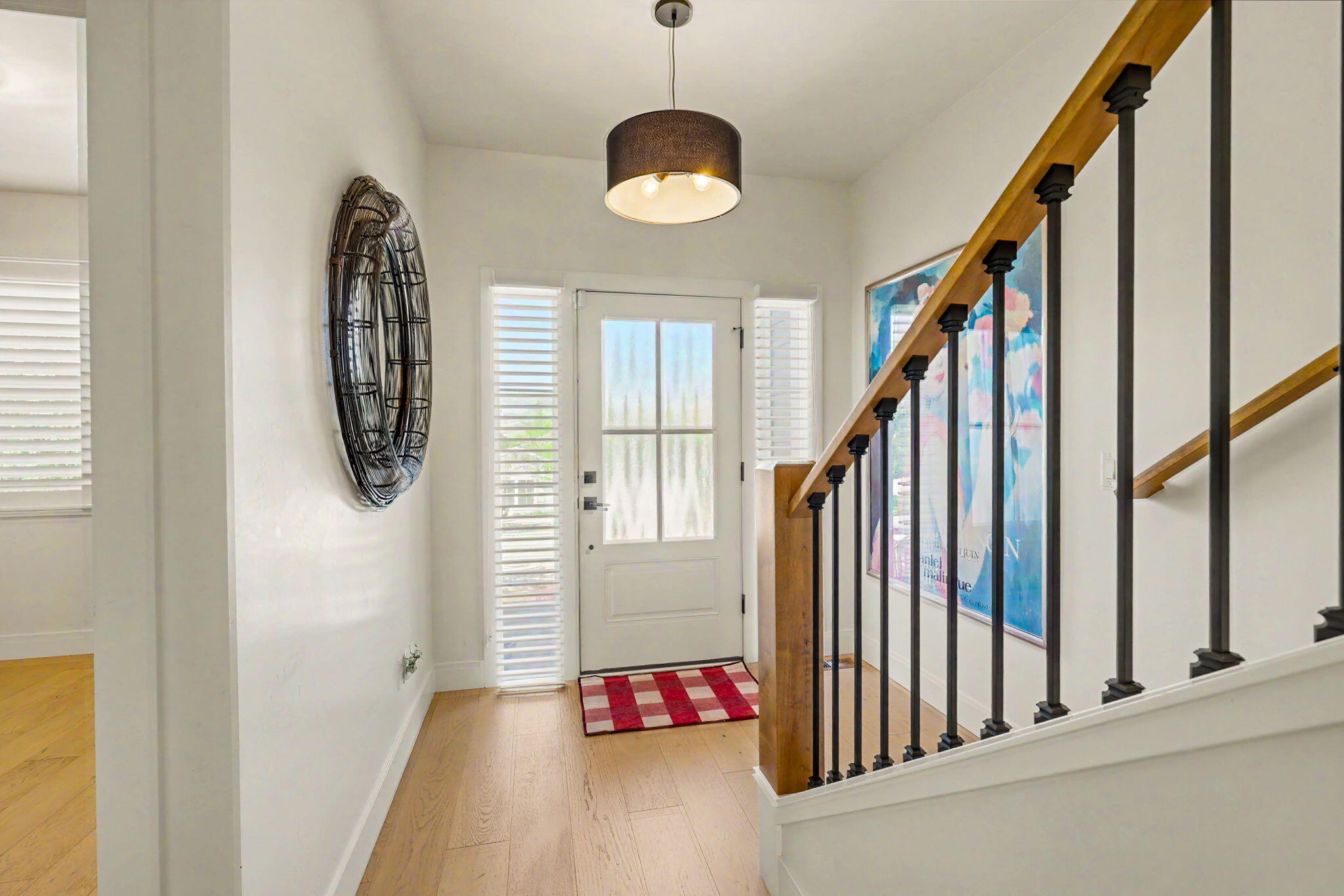 396 Randy Street Ashland, OR 97520 - Photo 25 of 48 Entry