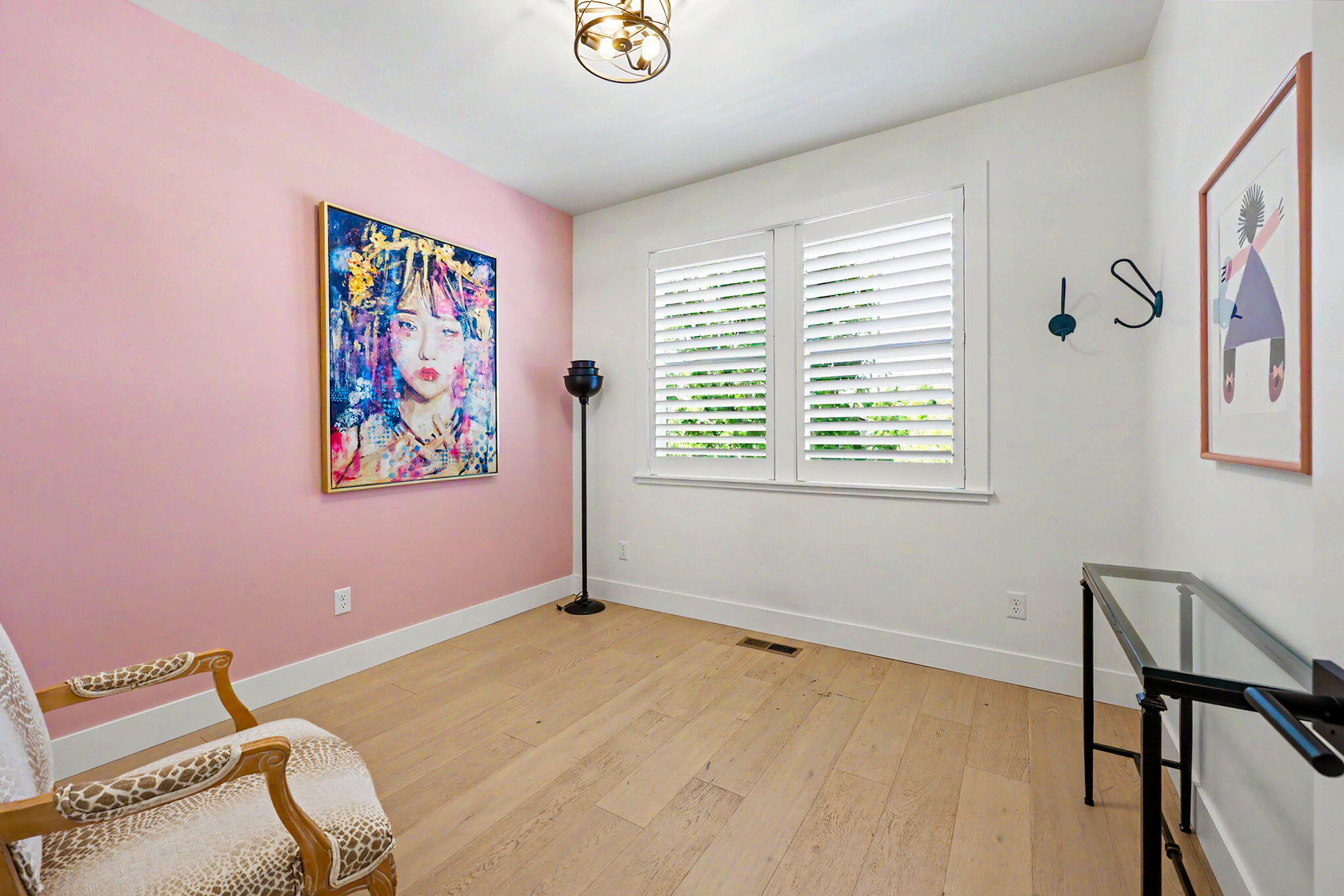 396 Randy Street Ashland, OR 97520 - Photo 26 of 48 Office