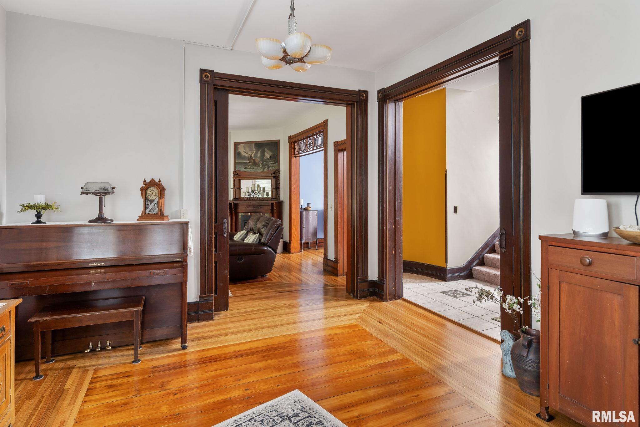 2318 South Country Road Galva, IL 61434 - Photo 13 of 93