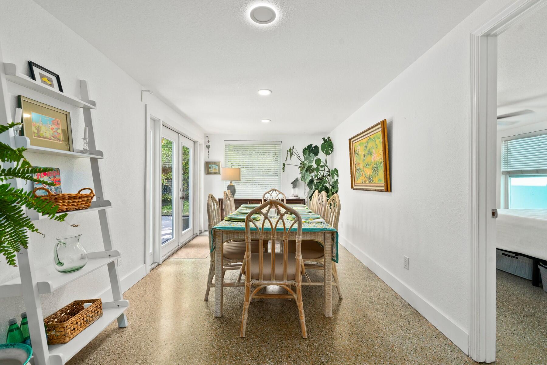 609 South 9th Street Fort Pierce, FL 34950 - Photo 12 of 39