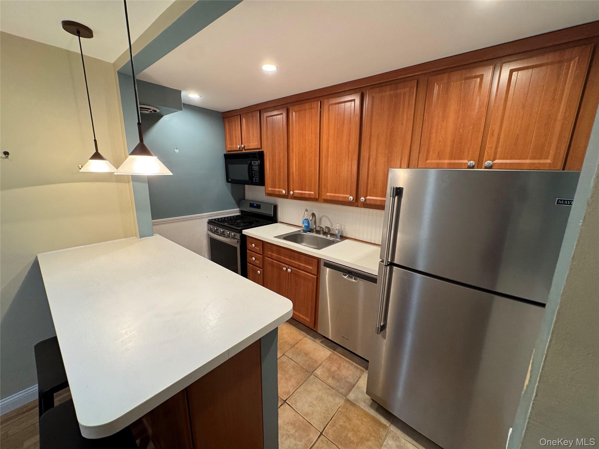 750 Shore Road, Unit 3A Long Beach, NY 11561 - Photo 7 of 19