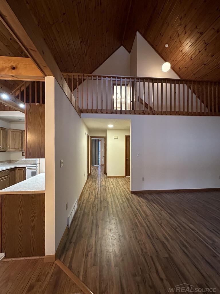 69 Feather Ridge Road Marquette, MI 49855 - Photo 8 of 37 50169353-a1b1bd92-99e3-4210-8438-11d7644c91de.JPG