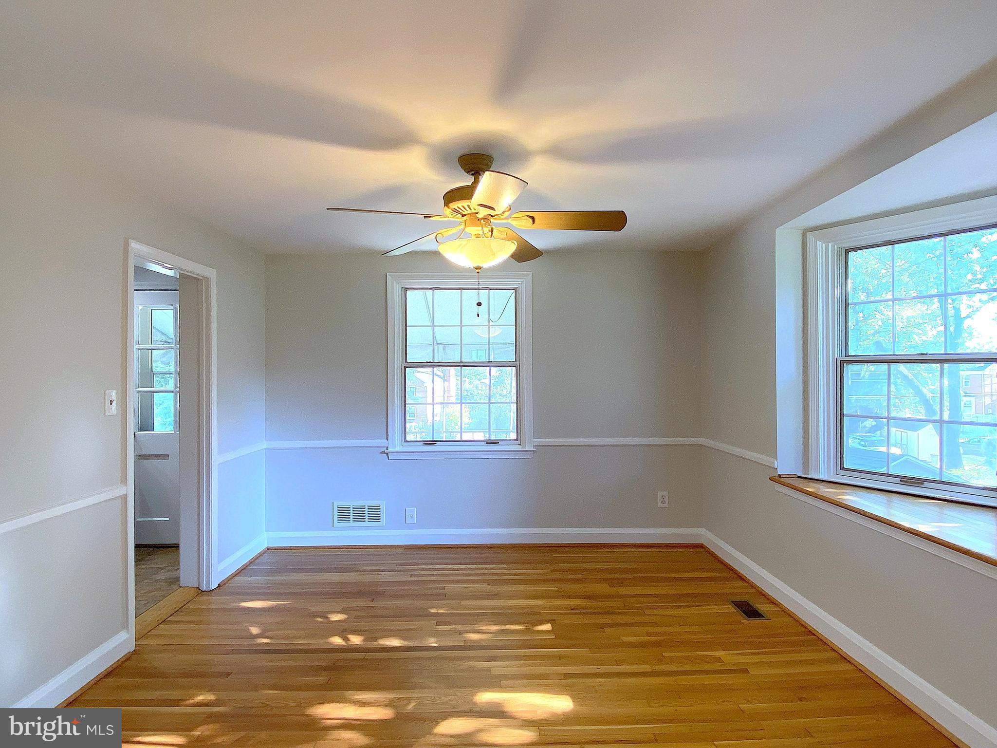 1563 Dellsway Road Towson, MD 21286 - Photo 3 of 36