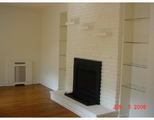 115 Fairley Road Pittsburgh, PA 15237 - Photo 2 of 8 Living Room. living room