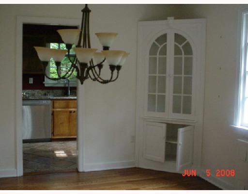115 Fairley Road Pittsburgh, PA 15237 - Photo 3 of 8 Dining Room.