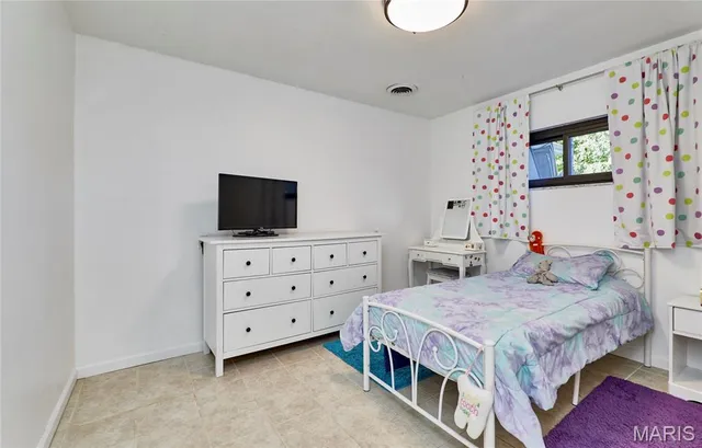 $289,000 | 137 Arlington Drive, Granite City, IL 62040