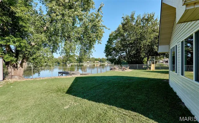 $289,000 | 137 Arlington Drive, Granite City, IL 62040