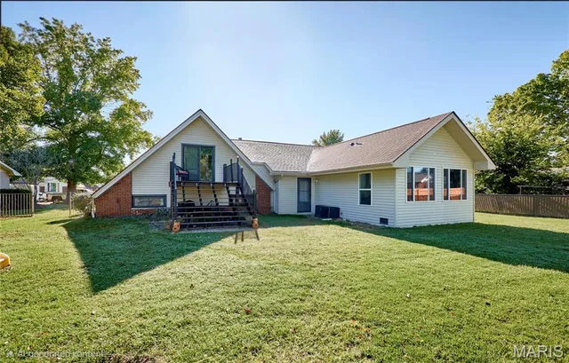 $289,000 | 137 Arlington Drive, Granite City, IL 62040
