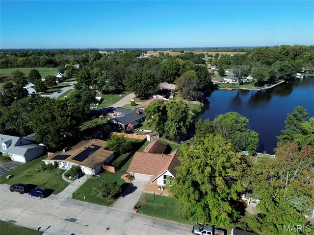 $289,000 | 137 Arlington Drive, Granite City, IL 62040
